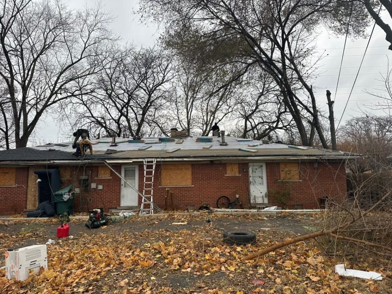 Certa Roofing Team at Work